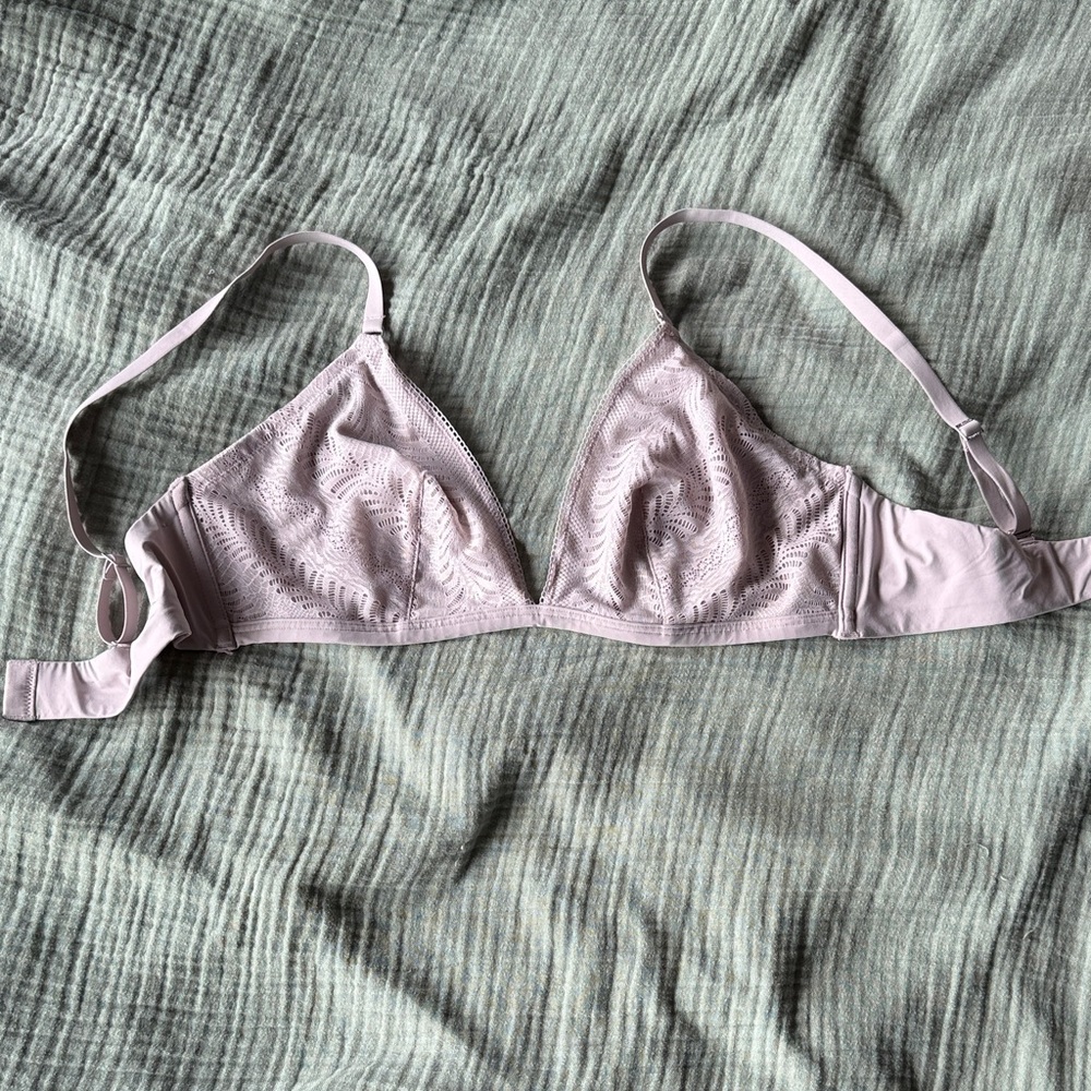 Calvin Klein Underwear Lace Bralette in Light Purple